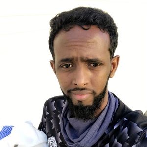 Meet your Posher, Abdulahi